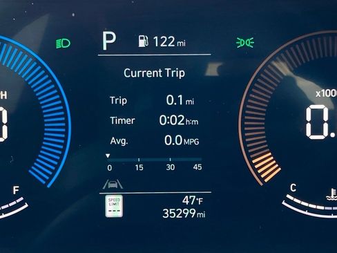 Used 2025 Hyundai Kona SEL image 17