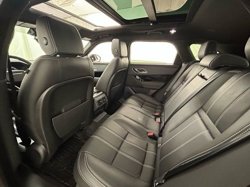 Used 2023 Land Rover Range Rover Velar R-Dynamic S image 34