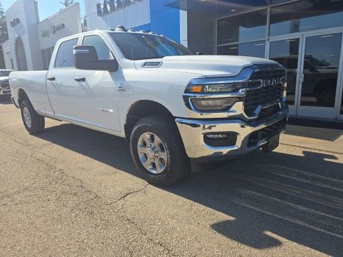 New 2026 RAM 3500 Big Horn AWD/4WD image 1