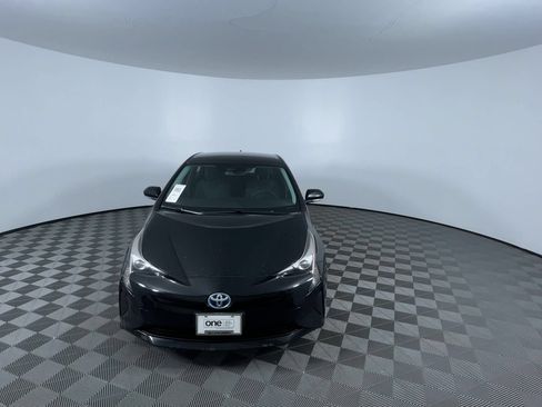 Used 2016 Toyota Prius Two FWD image 3