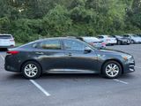Used 2016 Kia Optima LX w/ LX Convenience Package image 4