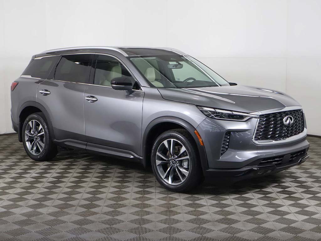 Used 2023 INFINITI QX60 Luxe w/ Cargo Package AWD/4WD image 2