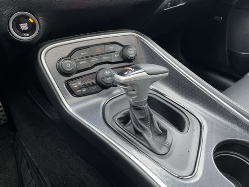 Used 2017 Dodge Challenger GT w/ Driver Convenience Group image 21