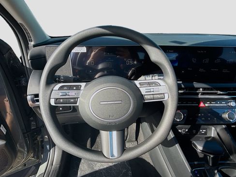 New 2026 Hyundai Tucson SEL image 8