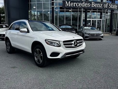 Used 2019 Mercedes-Benz GLC 300 4MATIC image 1