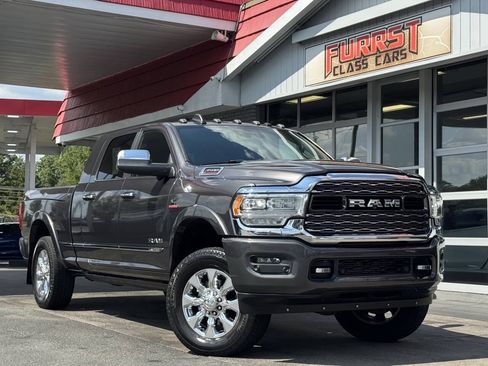 Used 2022 RAM 3500 Limited AWD/4WD image 1