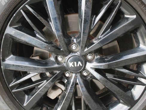 Used 2020 Kia Telluride SX w/ SX Prestige Package image 19