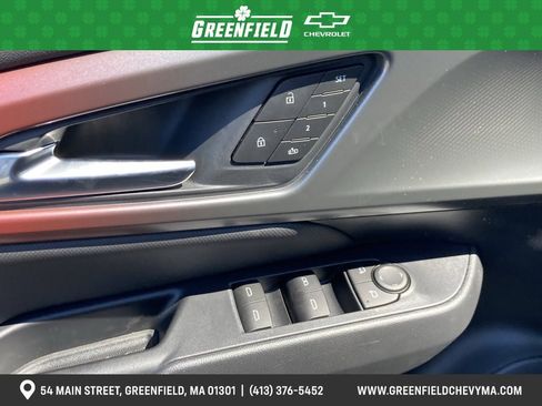 New 2025 Chevrolet Equinox EV RS w/ Convenience Package II image 19