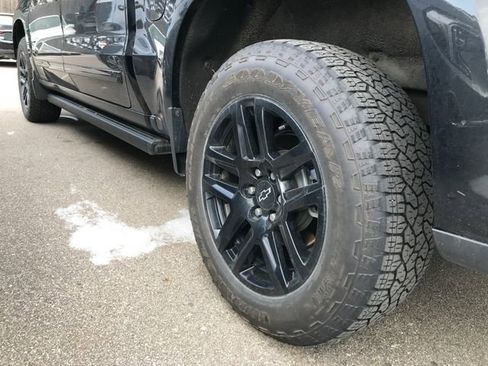 Certified 2024 Chevrolet Silverado 1500 High Country w/ Midnight Edition image 12