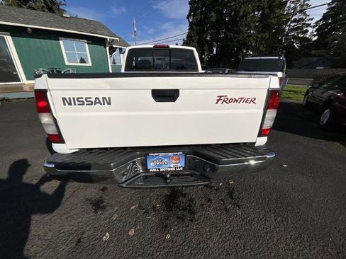 Used 1998 Nissan Frontier XE image 5