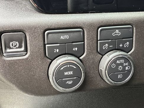 Used 2026 Chevrolet Silverado 1500 RST AWD/4WD image 14