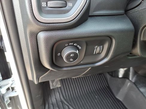 New 2026 RAM 2500 Tradesman w/ Chrome Appearance Group AWD/4WD image 10