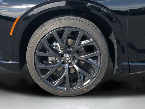 New 2026 Toyota Crown Signia AWD/4WD image 27