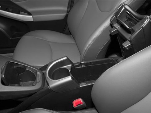 Used 2012 Toyota Prius Four image 17