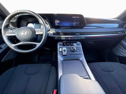 Used 2024 Hyundai Palisade Calligraphy image 16
