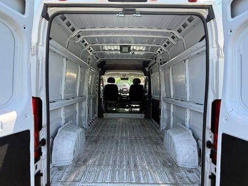 Used 2025 RAM ProMaster 3500 w/ Convenience Group FWD image 18