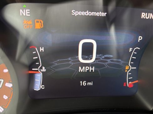 New 2026 Jeep Compass Latitude AWD/4WD image 29