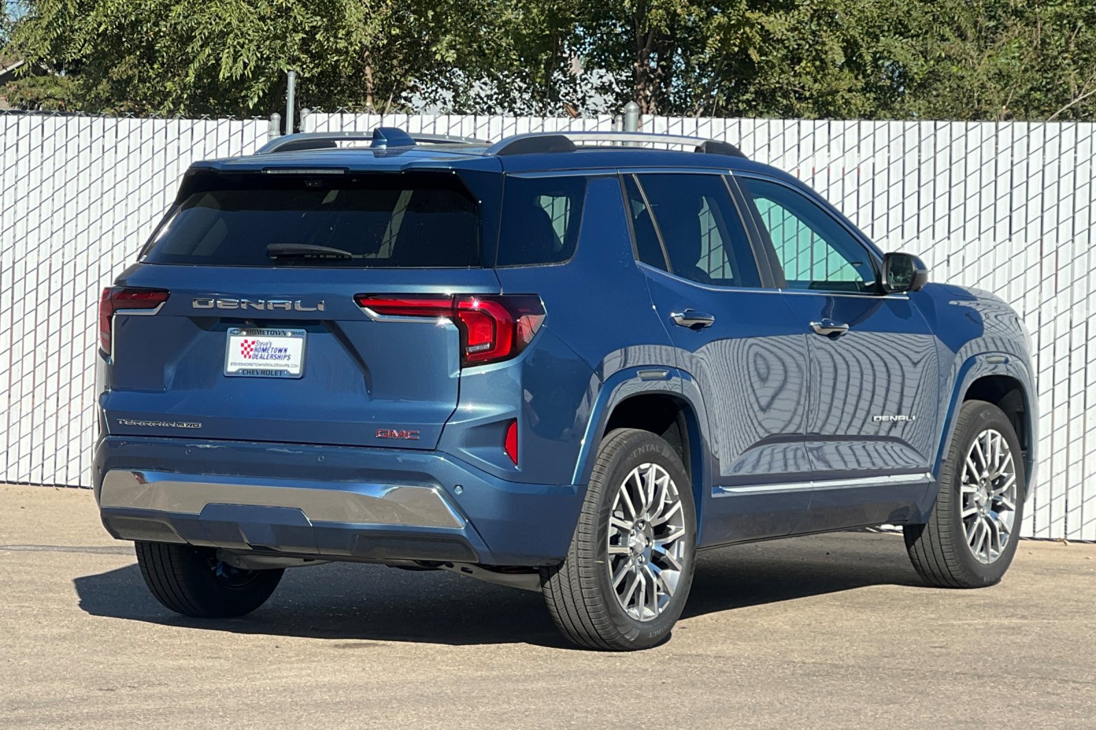New 2027 GMC Terrain Denali AWD/4WD image 4