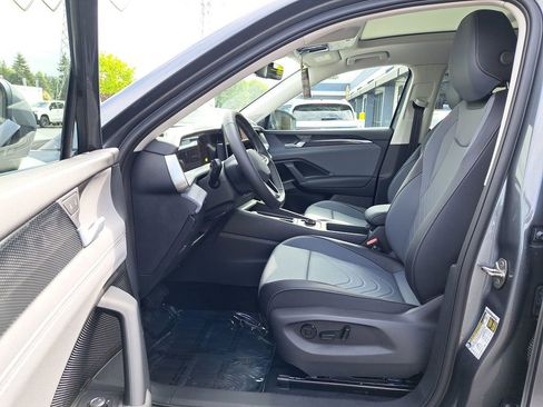 New 2026 Volkswagen Tiguan SE AWD/4WD image 22