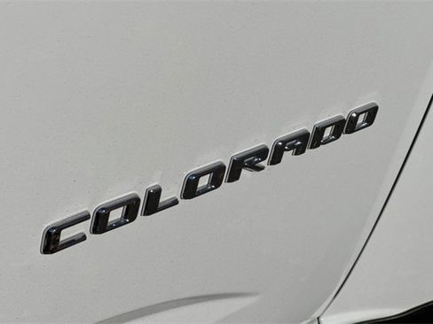 Used 2021 Chevrolet Colorado Z71 w/ Safety Package image 46