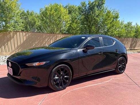 Used 2024 MAZDA MAZDA3 s FWD image 3