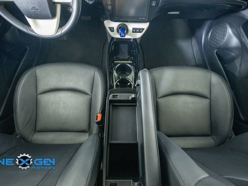 Used 2017 Toyota Prius Prime Premium w/ Carpet Mat Package FWD image 33