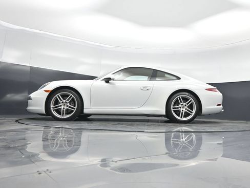 Used 2013 Porsche 911 Carrera RWD image 6
