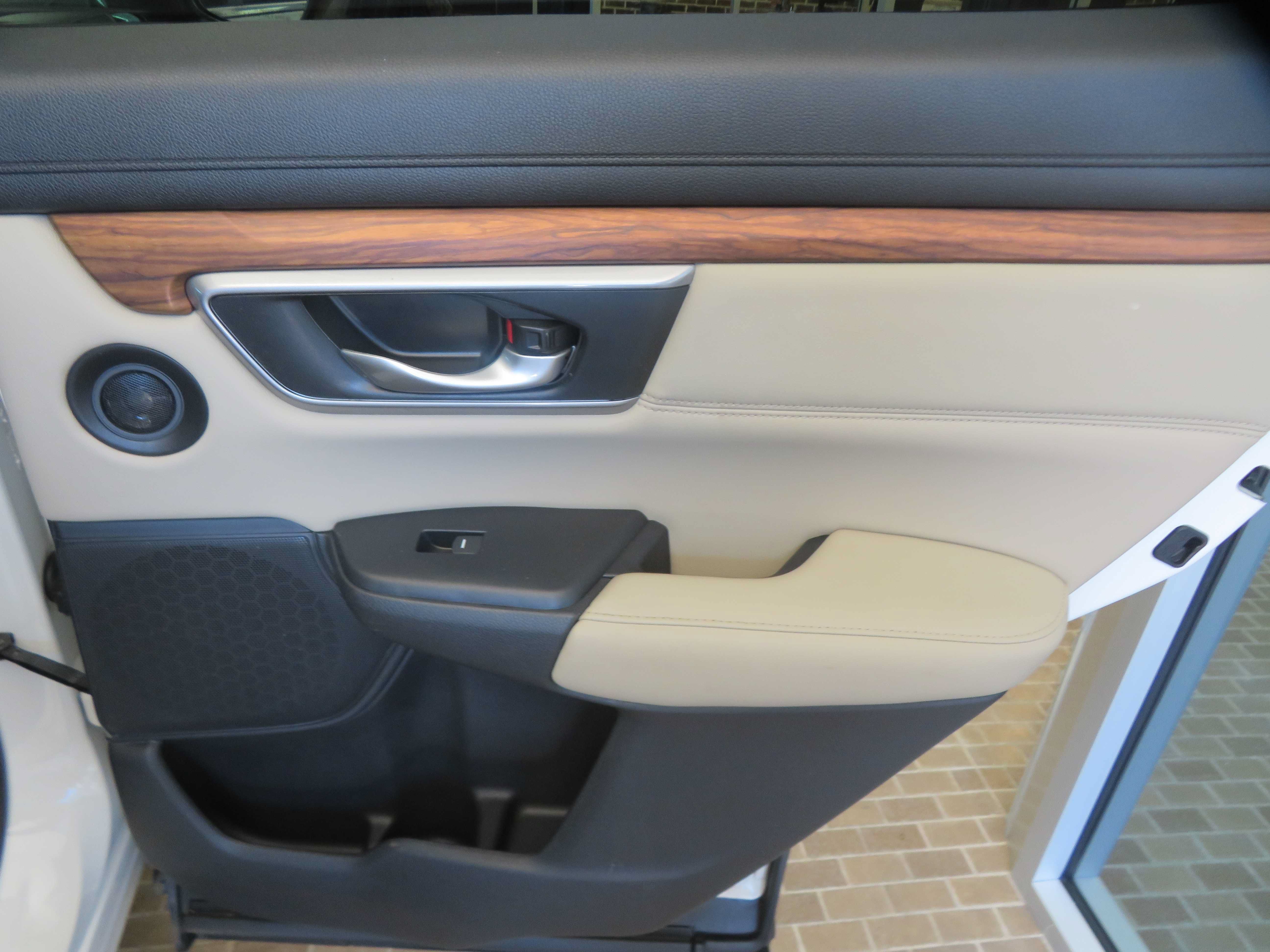 Used 2018 Honda CR-V EX-L image 24