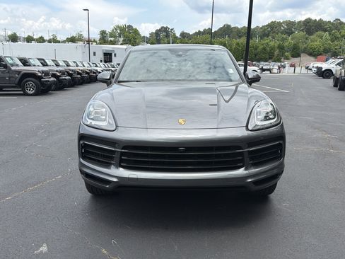 Used 2019 Porsche Cayenne AWD/4WD image 2