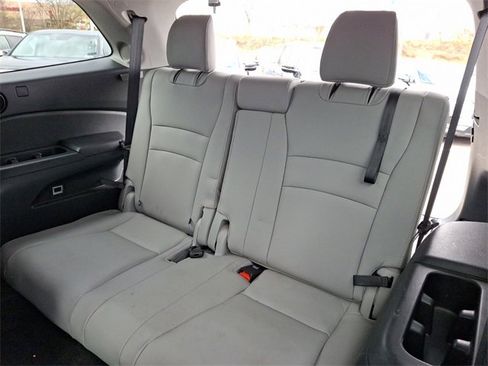 Certified 2021 Honda Pilot Touring image 25