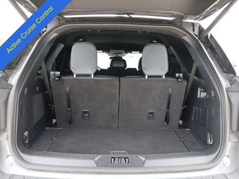 Used 2025 Ford Explorer ST-Line w/ ST-Line Street Pack AWD/4WD image 15