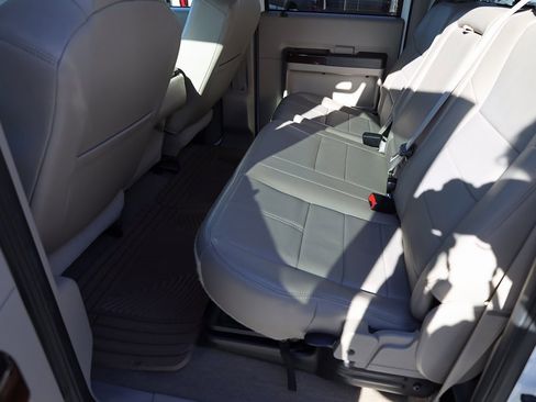 Used 2008 Ford F350 Lariat image 17