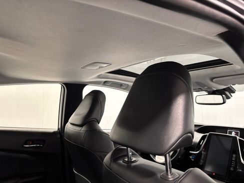 Used 2018 Toyota Prius image 26