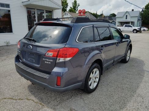 Used 2014 Subaru Outback 3.6R Limited w/ Moonroof Package AWD/4WD image 7