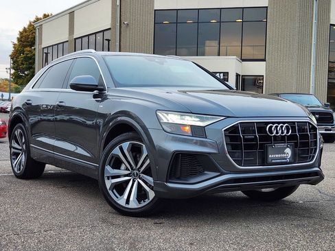 Used 2021 Audi Q8 Premium Plus w/ Premium Plus Package image 35