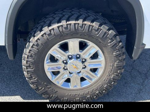 Used 2025 Chevrolet Silverado 2500 High Country w/ High Country Premium Package image 19