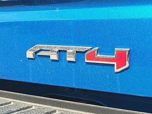 Used 2023 GMC Sierra 1500 AT4 w/ AT4 Premium Package image 7