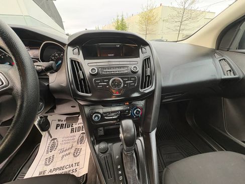 Used 2018 Ford Focus S FWD image 14