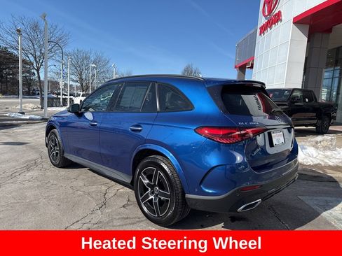 Used 2023 Mercedes-Benz GLC 300 4MATIC image 4