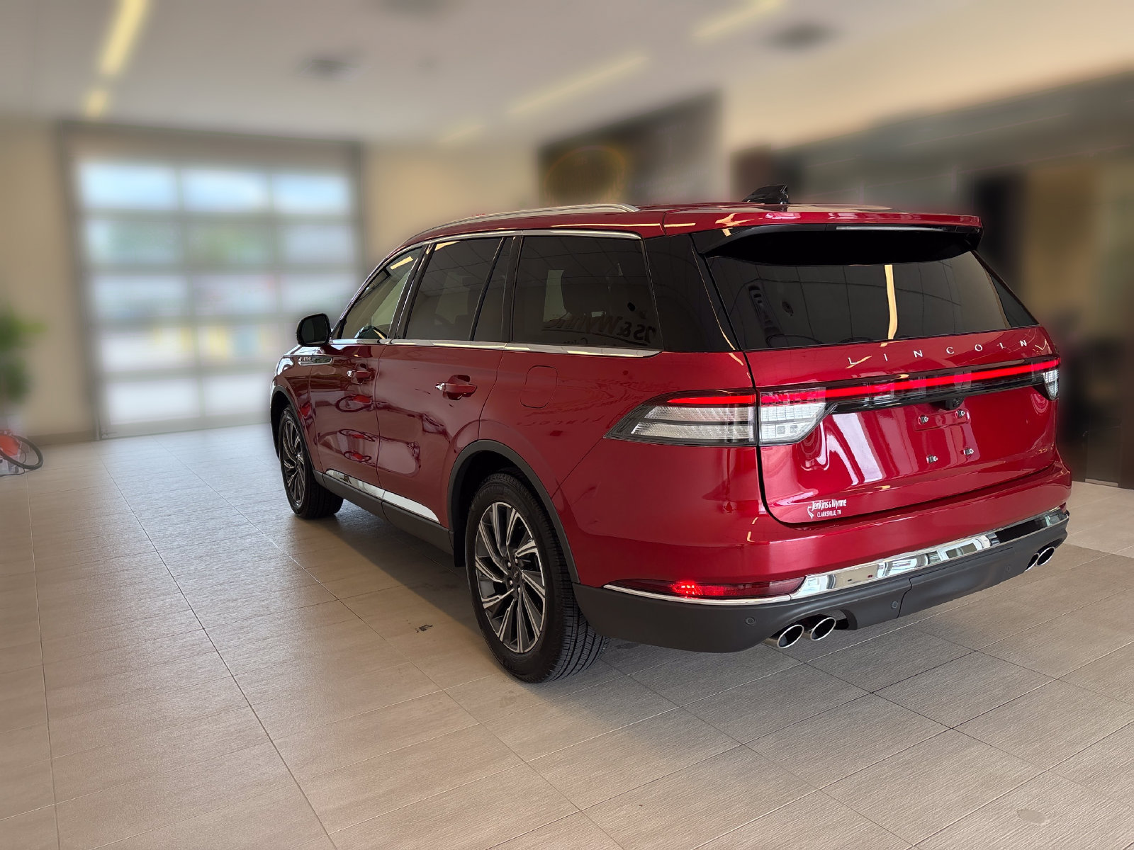 Certified 2026 Lincoln Aviator AWD image 3