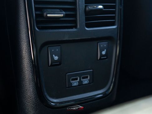 Used 2018 Dodge Charger R/T RWD image 22