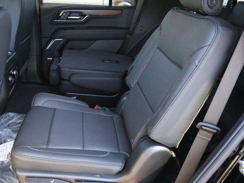 New 2026 GMC Yukon Denali w/ Sun & Power Step Package AWD/4WD image 19