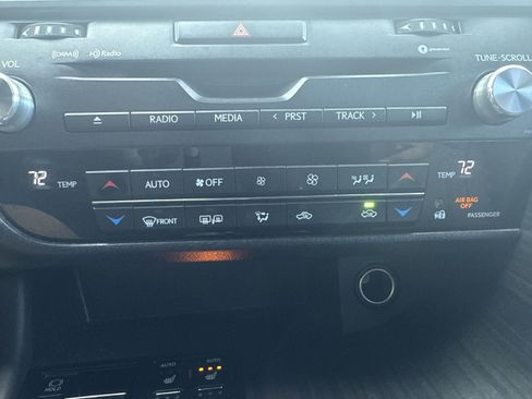 Used 2016 Lexus RX 350 AWD w/ Premium Package image 24