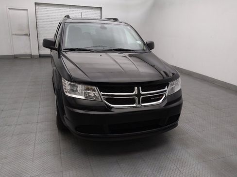Used 2019 Dodge Journey SE FWD image 14
