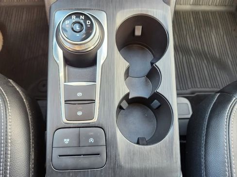 Certified 2022 Ford Escape SEL image 24