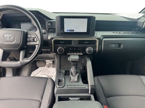 Used 2025 Toyota Tacoma SR image 10