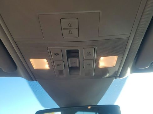 Used 2019 Volkswagen Atlas SEL image 42