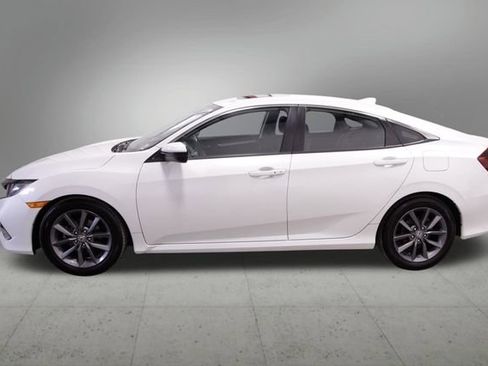 Used 2019 Honda Civic EX image 2