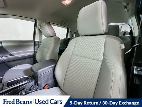 Used 2022 Toyota Tacoma SR image 21