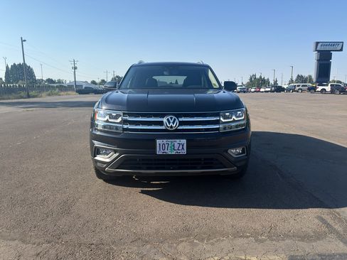 Used 2019 Volkswagen Atlas SEL Premium AWD/4WD image 2